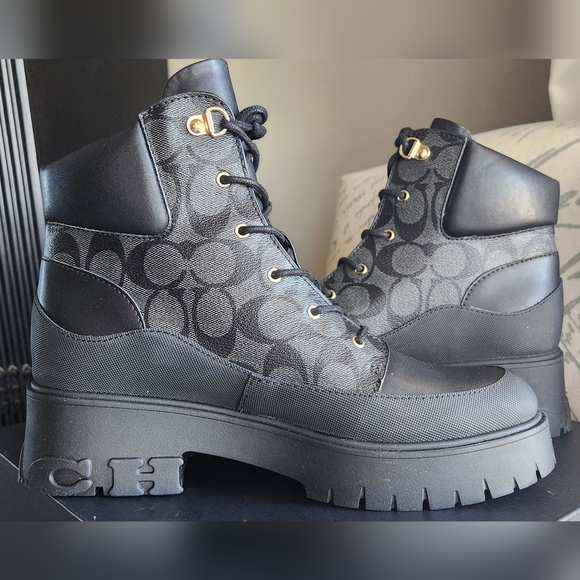 COACH Royce Sig Boot Black & Coal NWT - Picture 5 of 13